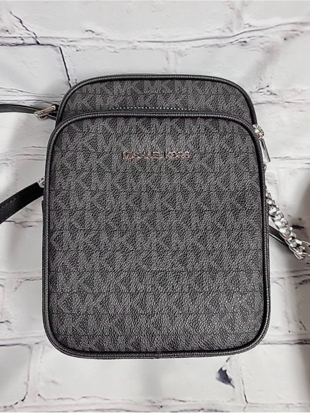 Michael Kors Charcoal Pebbled Leather Messenger Crossbody Bag Adjustable Strap